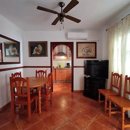 Casa Santa Rita Centro * Fuengirola